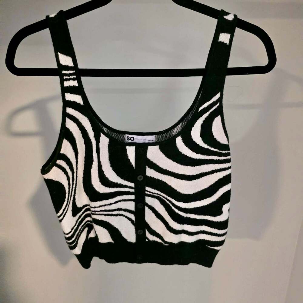 SO Goods For Life Black and White Zebra Print Button-Front Cropped Sweater Tank